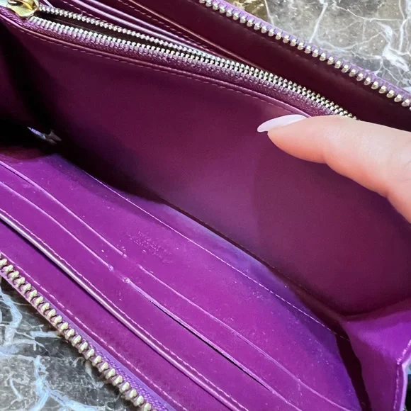SOLD Louis Vuitton Vernis long zippy wallet - Picture 10 of 15
